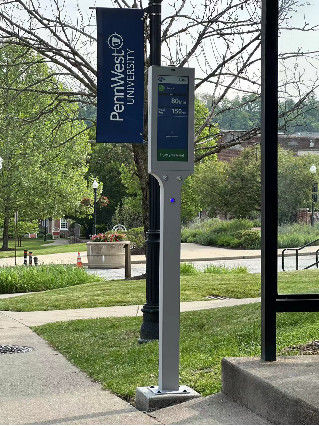 最新の企業 ソリューションについて スーパースリムバスストップ アムステルダム オランダの屋外展示