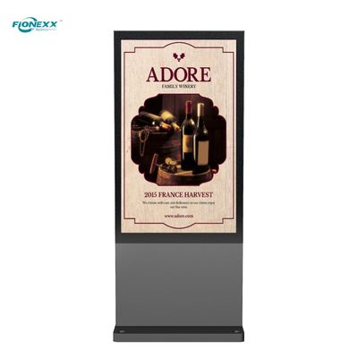 よい価格 簡素化された囲い窓 屋外デジタルトーテム 75インチ 3840*2160 オンライン